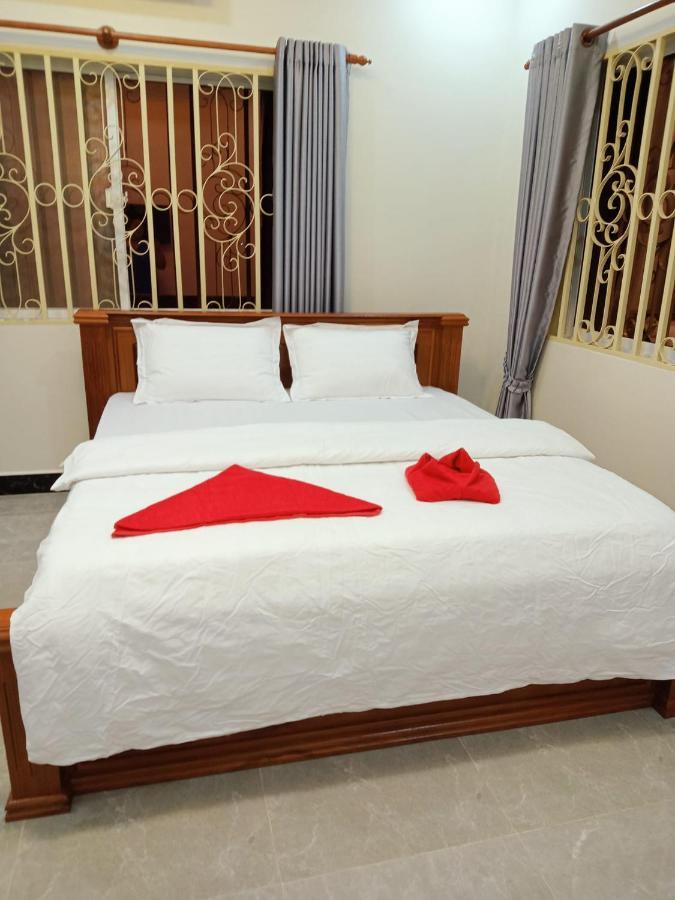 Seagull Guesthouse Kampot Exterior photo